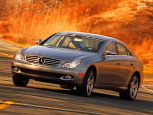 Mercedes-Benz CLS500 2004 года